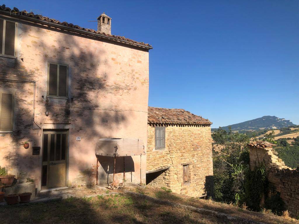 Casale Colonico Rustico in vendita a Montefalcone Appennino, San Biagio