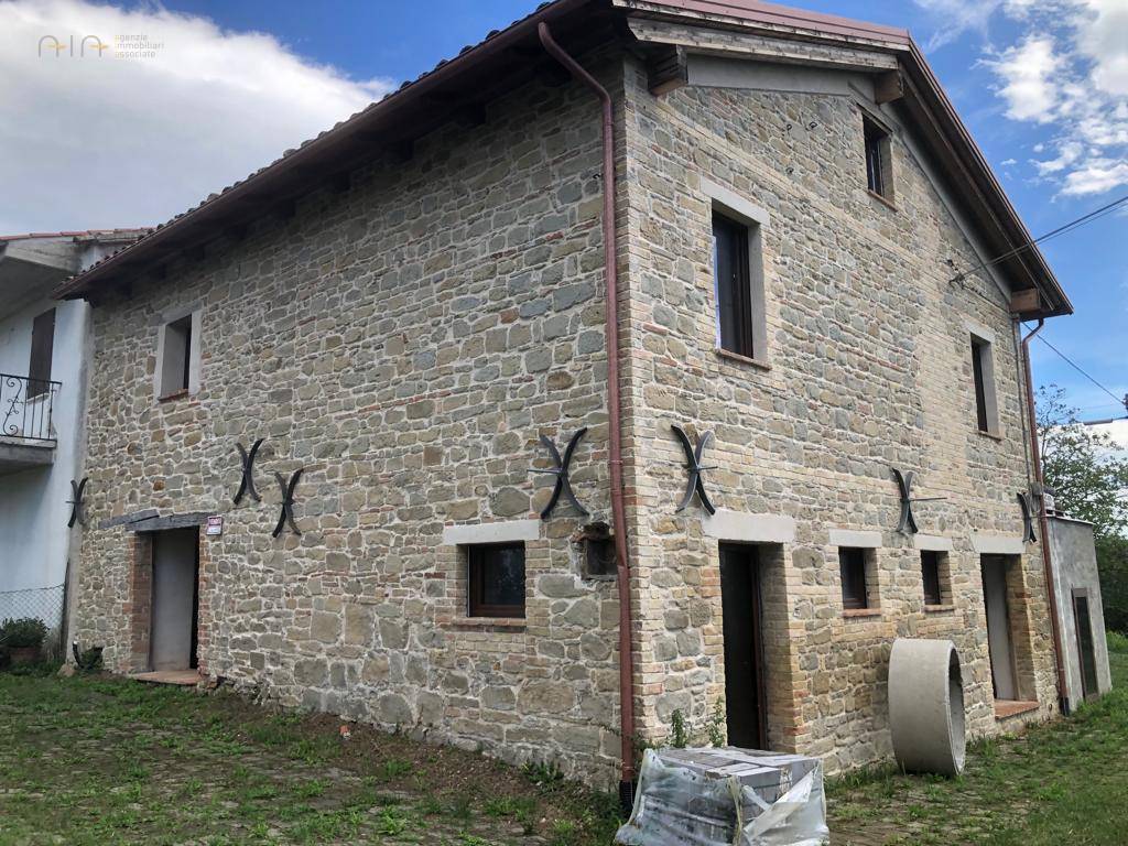 Casa cielo - terra in vendita a Comunanza, Montana
