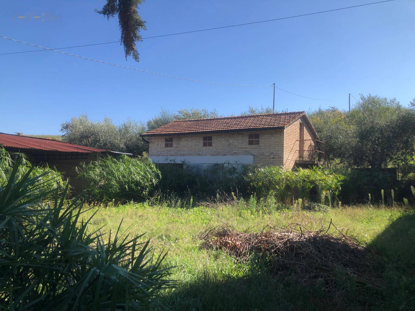 Casa cielo - terra in vendita a Montalto delle Marche, Collinare