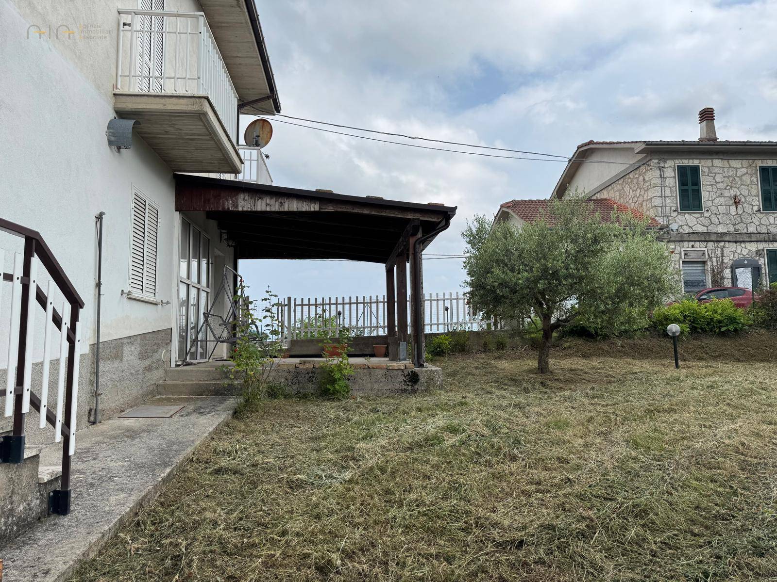 Casa cielo - terra in vendita a Comunanza, Montana