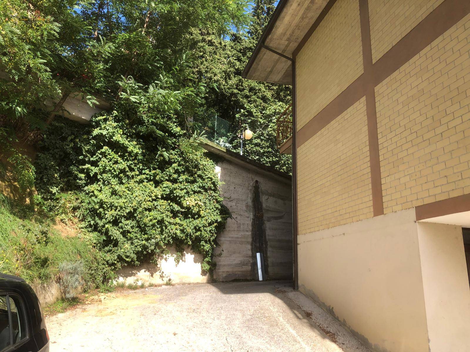 Appartamento in vendita a Amandola, Centrale / Centro Storico