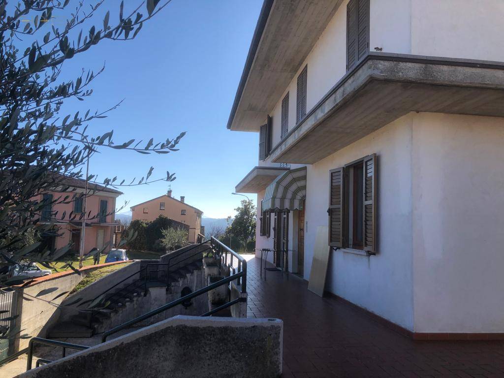 Villa singola in vendita a Amandola, Collinare