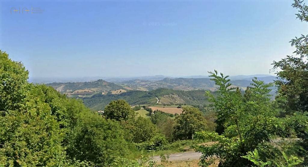 Villino a schiera / bifamiliare in vendita a Montefalcone Appennino, Luogo di Sasso