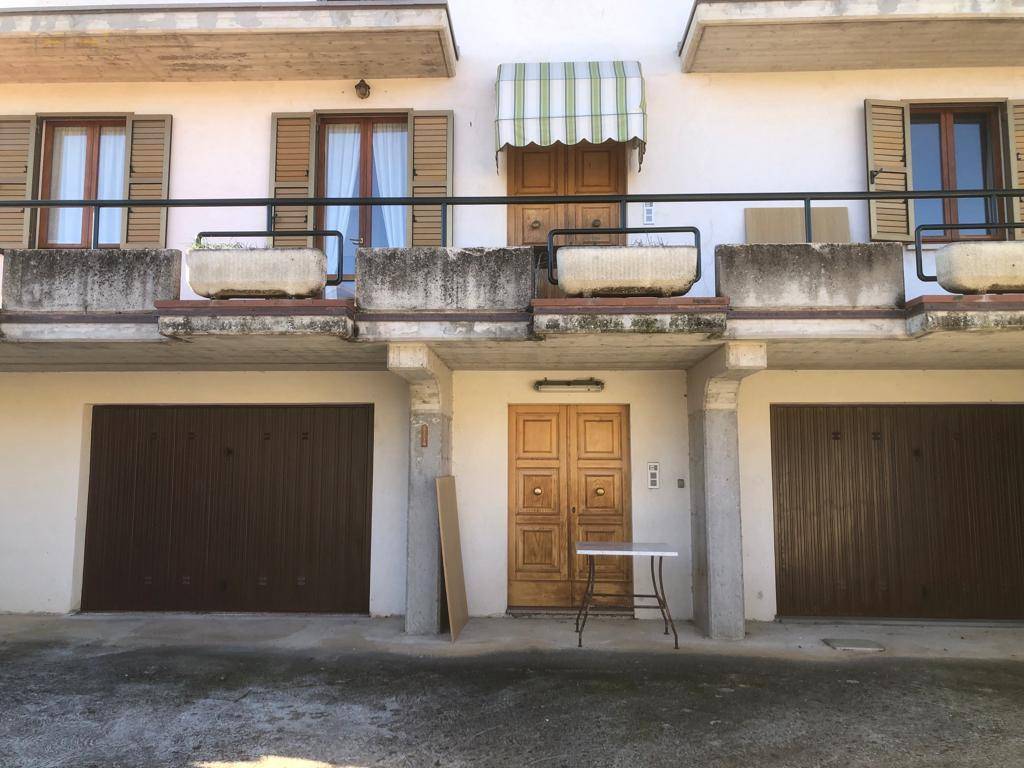 Villa singola in vendita a Amandola, Collinare
