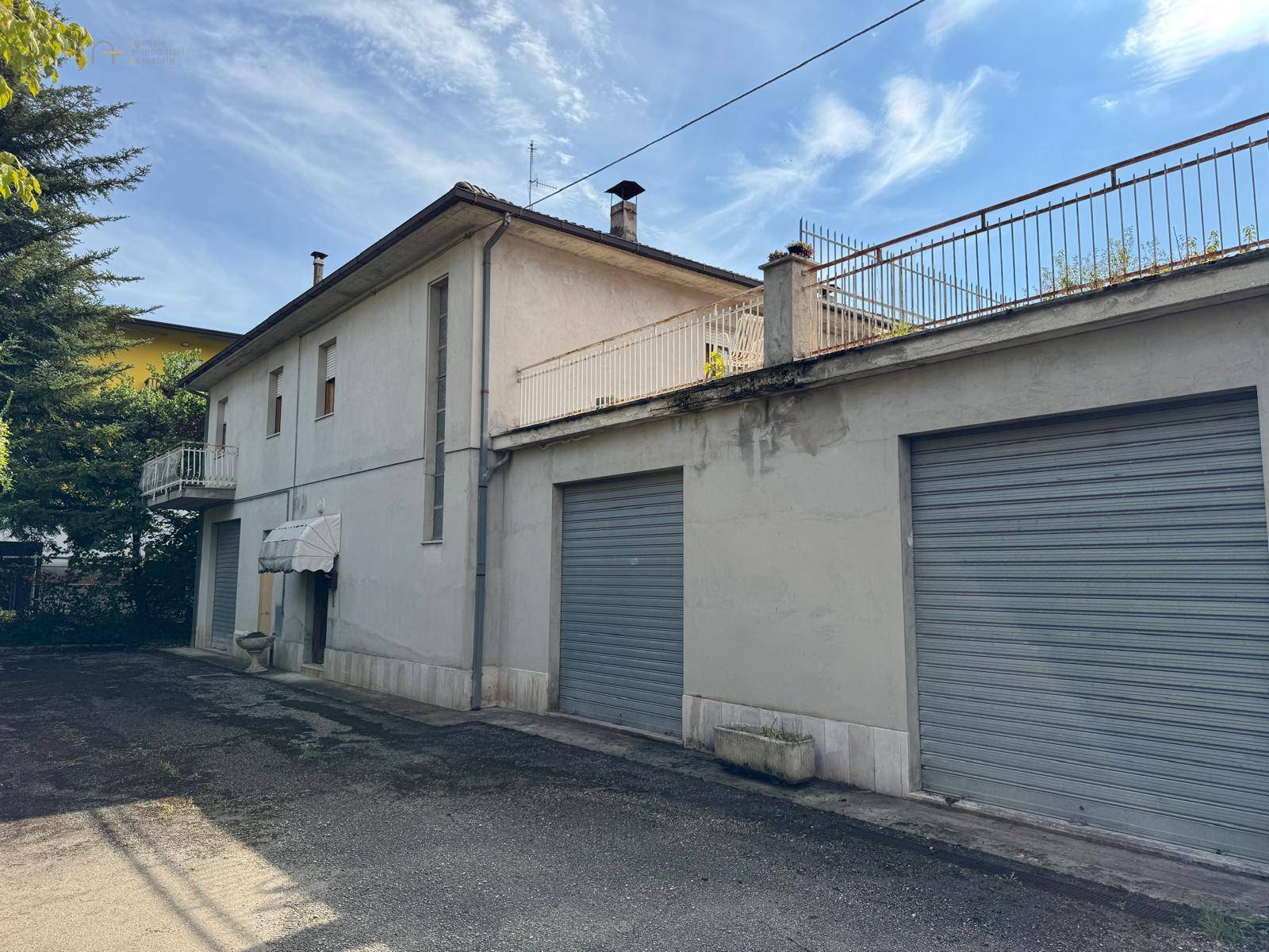Appartamento in vendita a Amandola, Centrale / Centro Storico