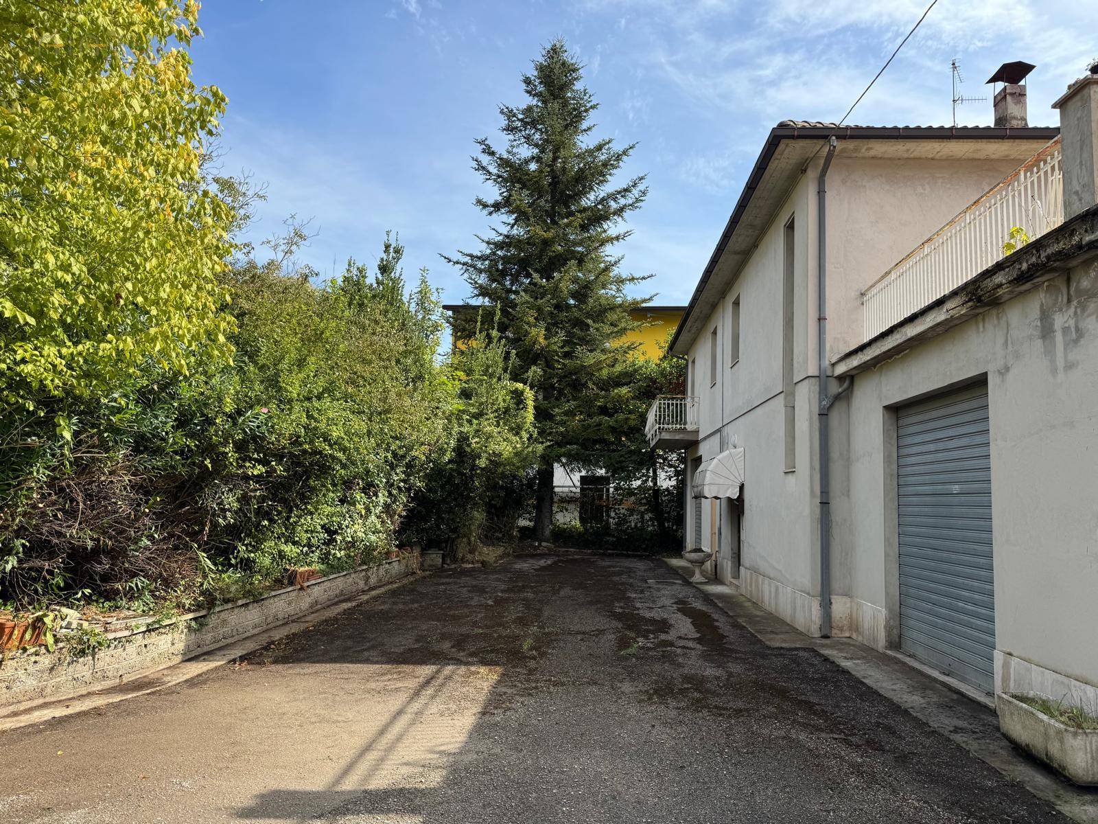 Appartamento in vendita a Amandola, Centrale / Centro Storico