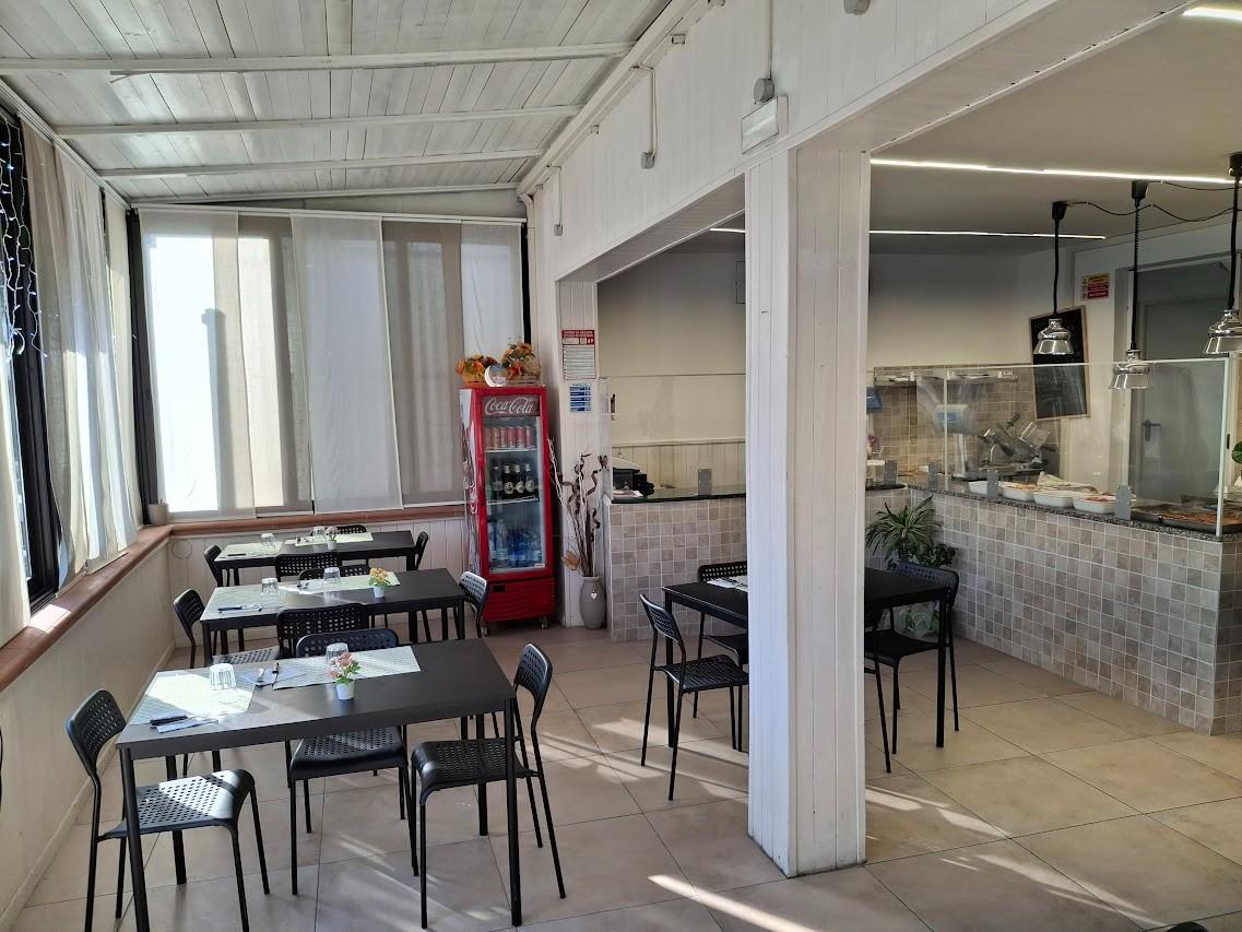 Attivit� commerciale in vendita, Pisa coop - cnr