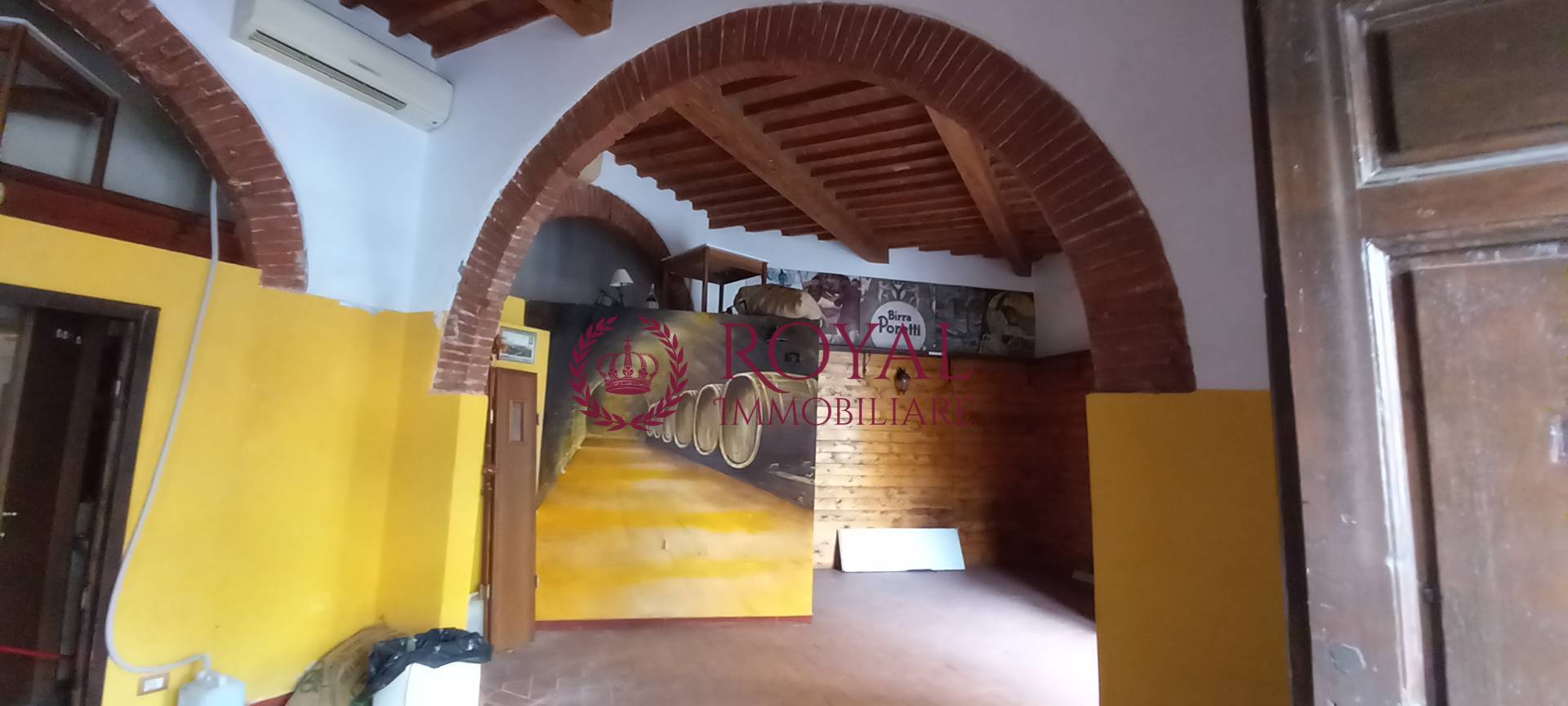 Locale commerciale in affitto a Livorno, San Marco