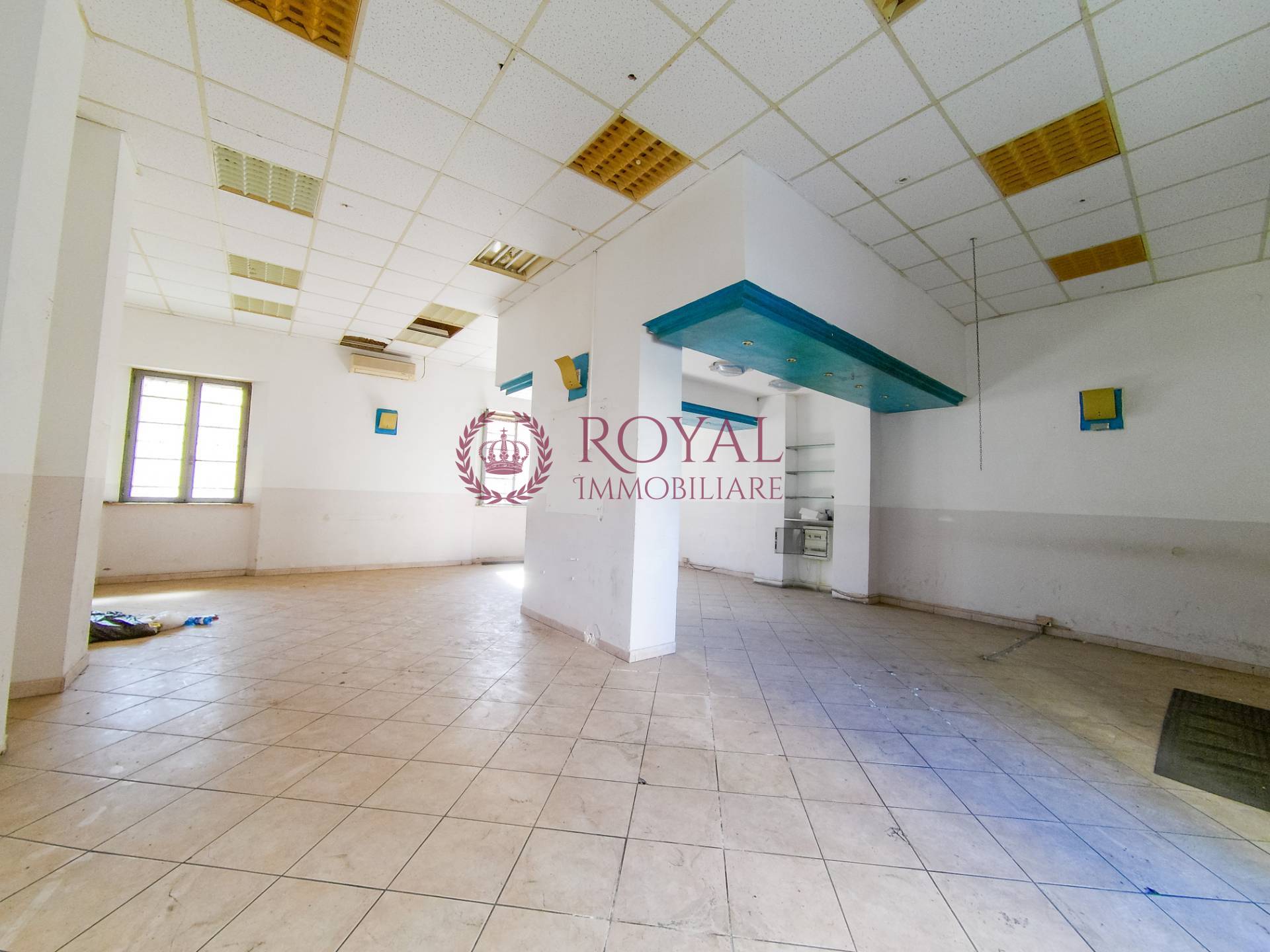 Locale commerciale in affitto a Livorno, Garibaldi