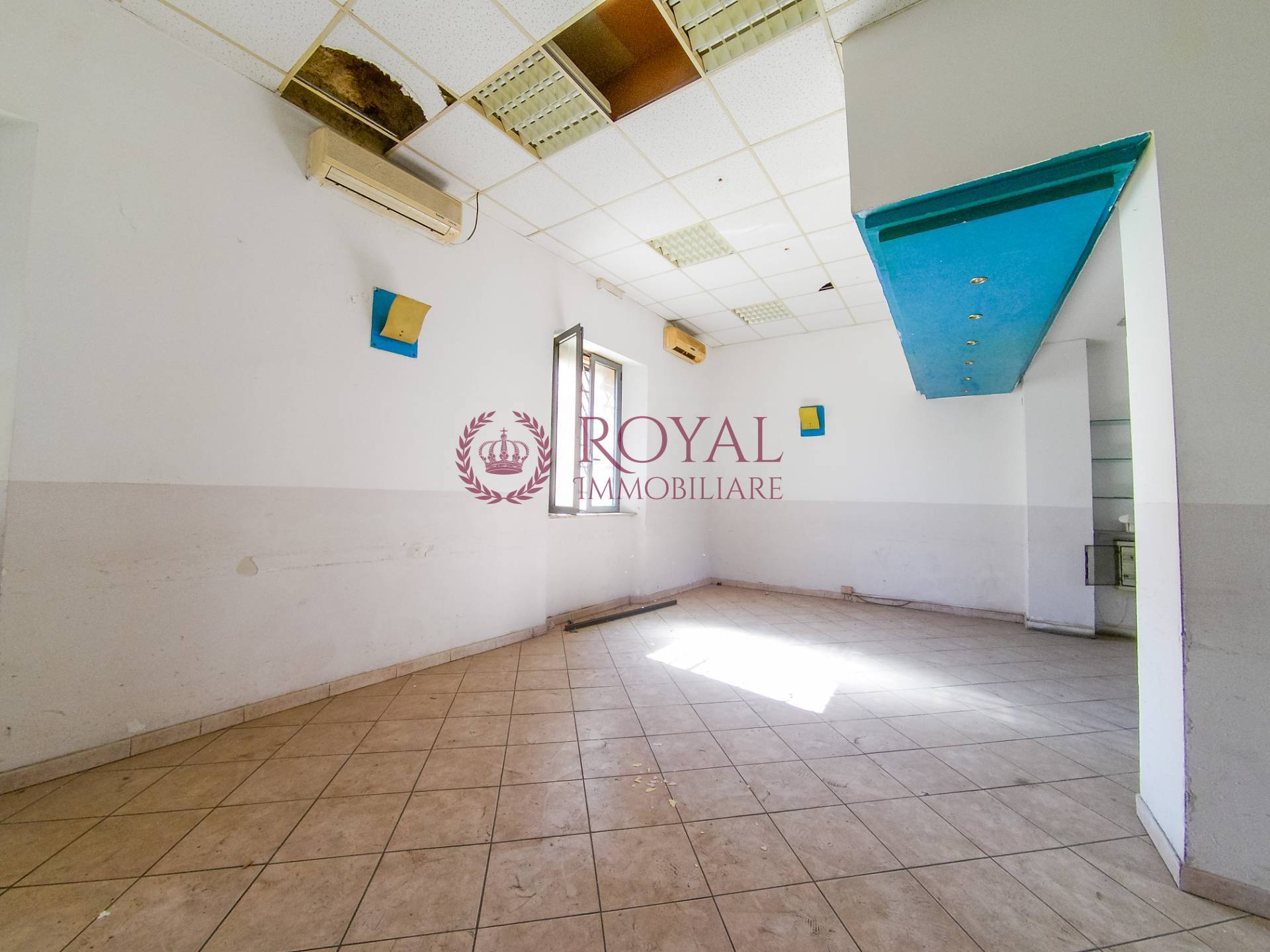 Locale commerciale in affitto a Livorno, Garibaldi