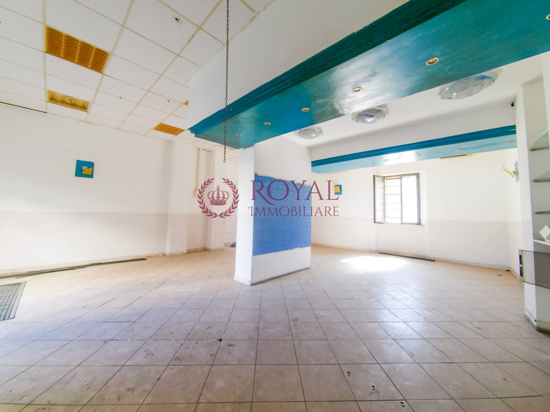 Locale commerciale in affitto a Livorno, Garibaldi