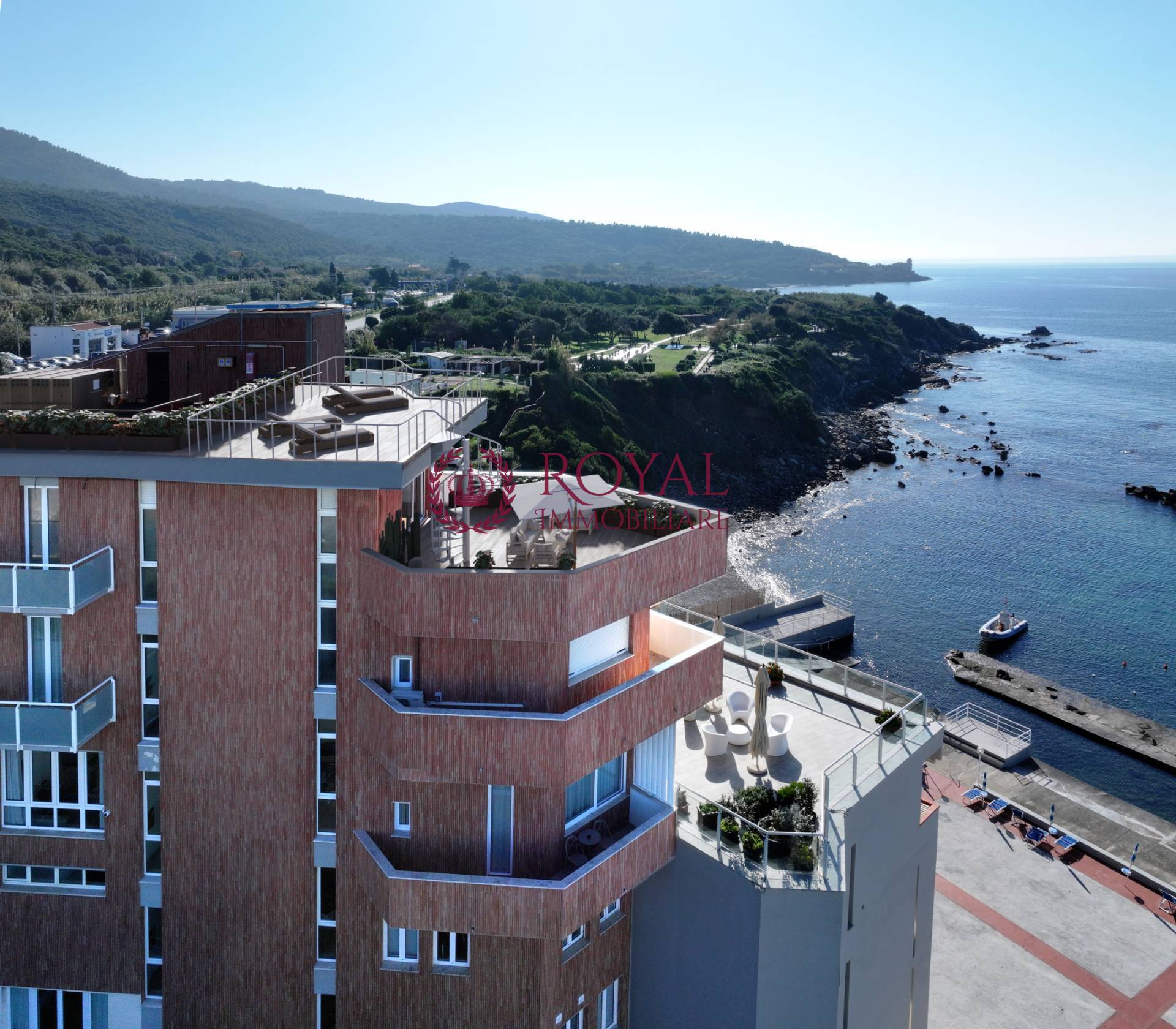 Attico in vendita a Livorno, Antignano