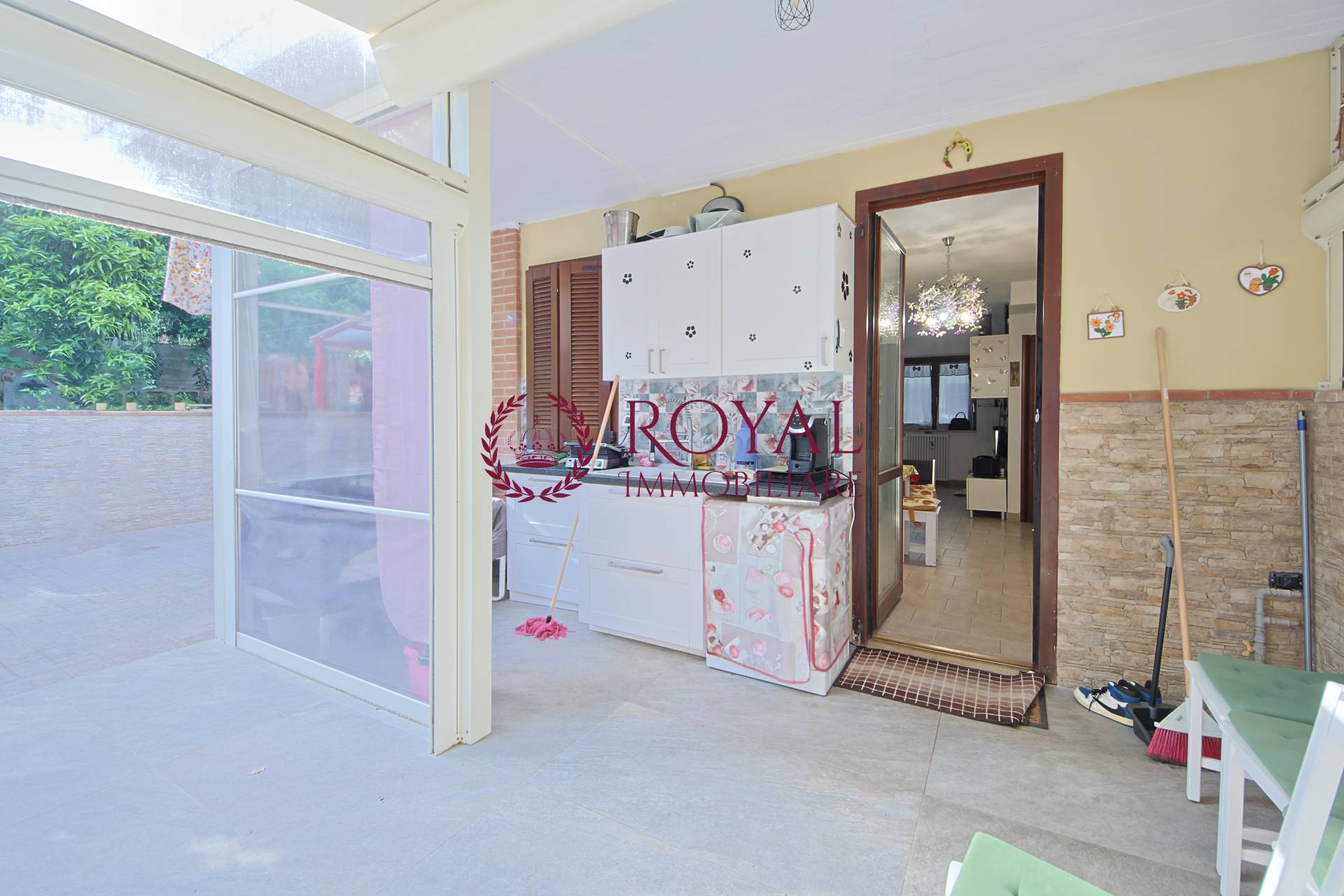 Villa in vendita a Collesalvetti, Stagno