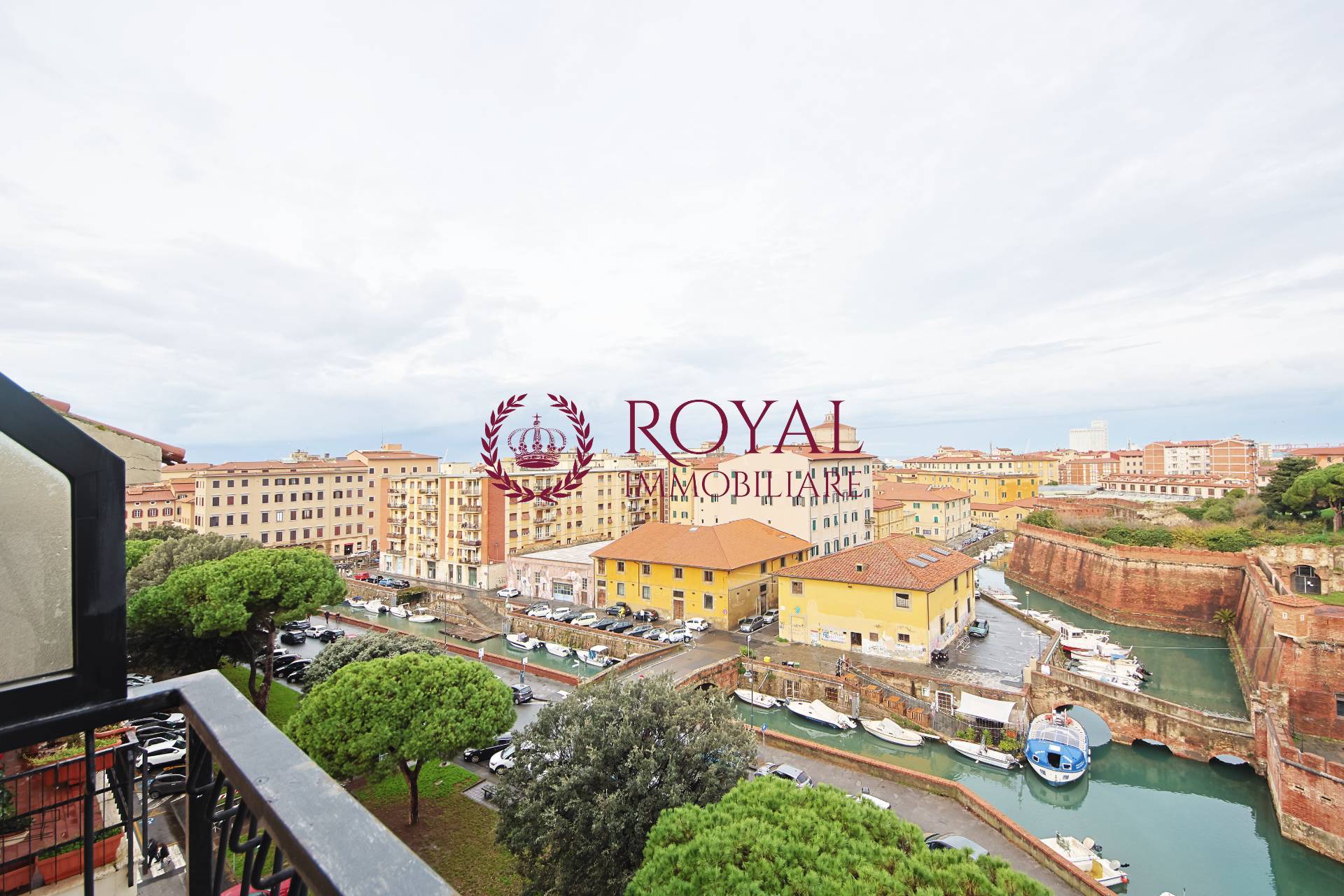 Appartamento in vendita a Livorno, Centro