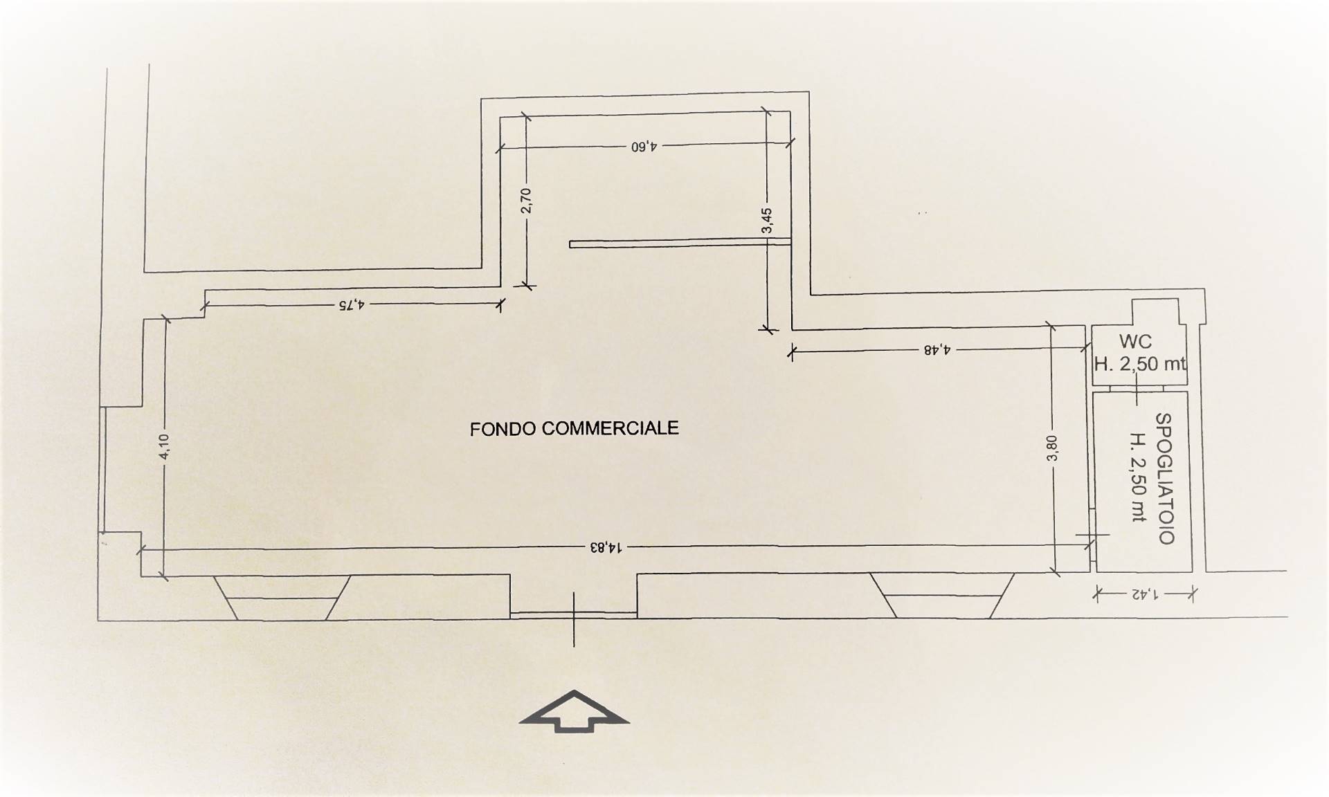 Locale commerciale in vendita a Livorno, Centro storico