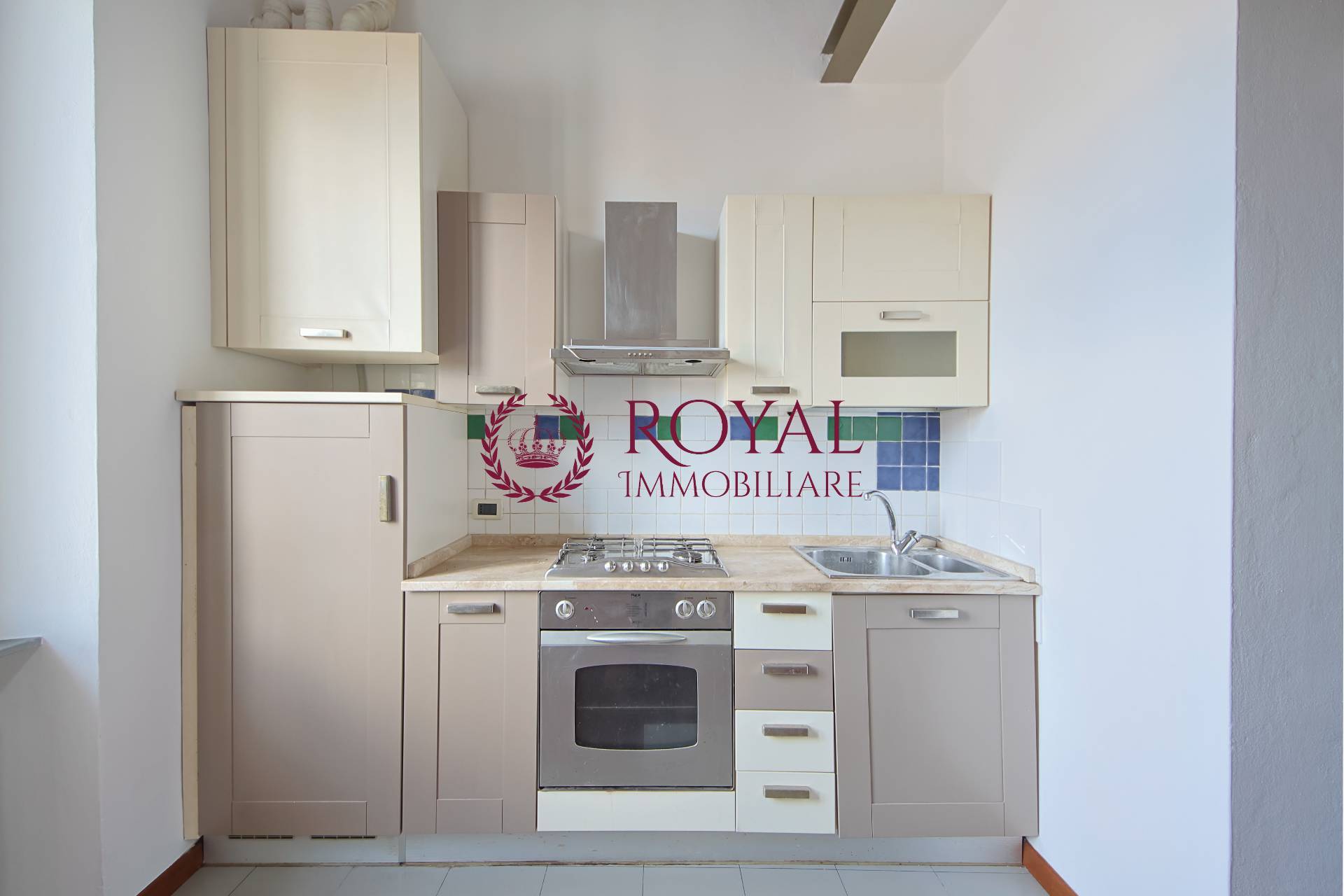 Appartamento in vendita a Livorno, Fabbricotti