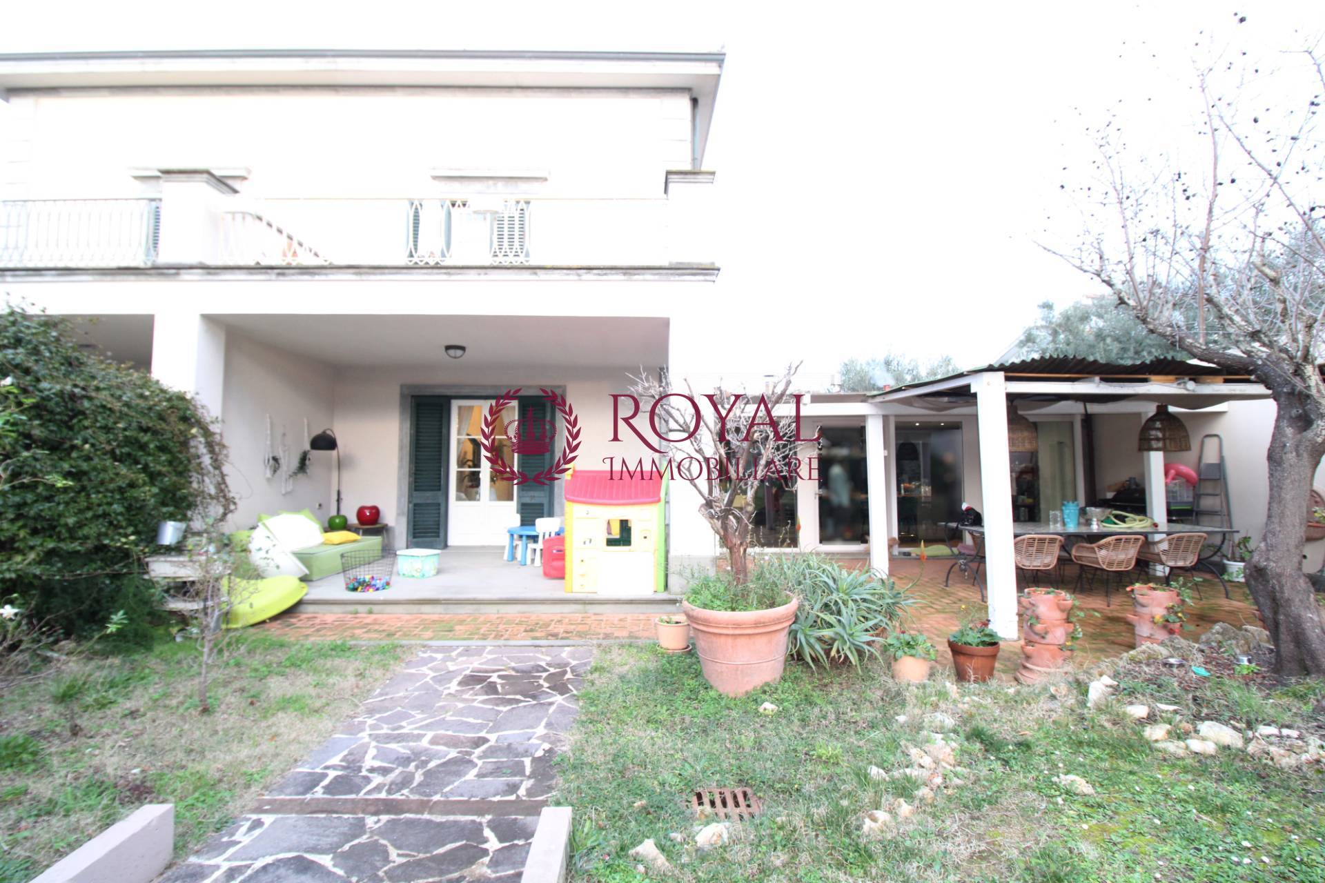 Villa in vendita a Livorno