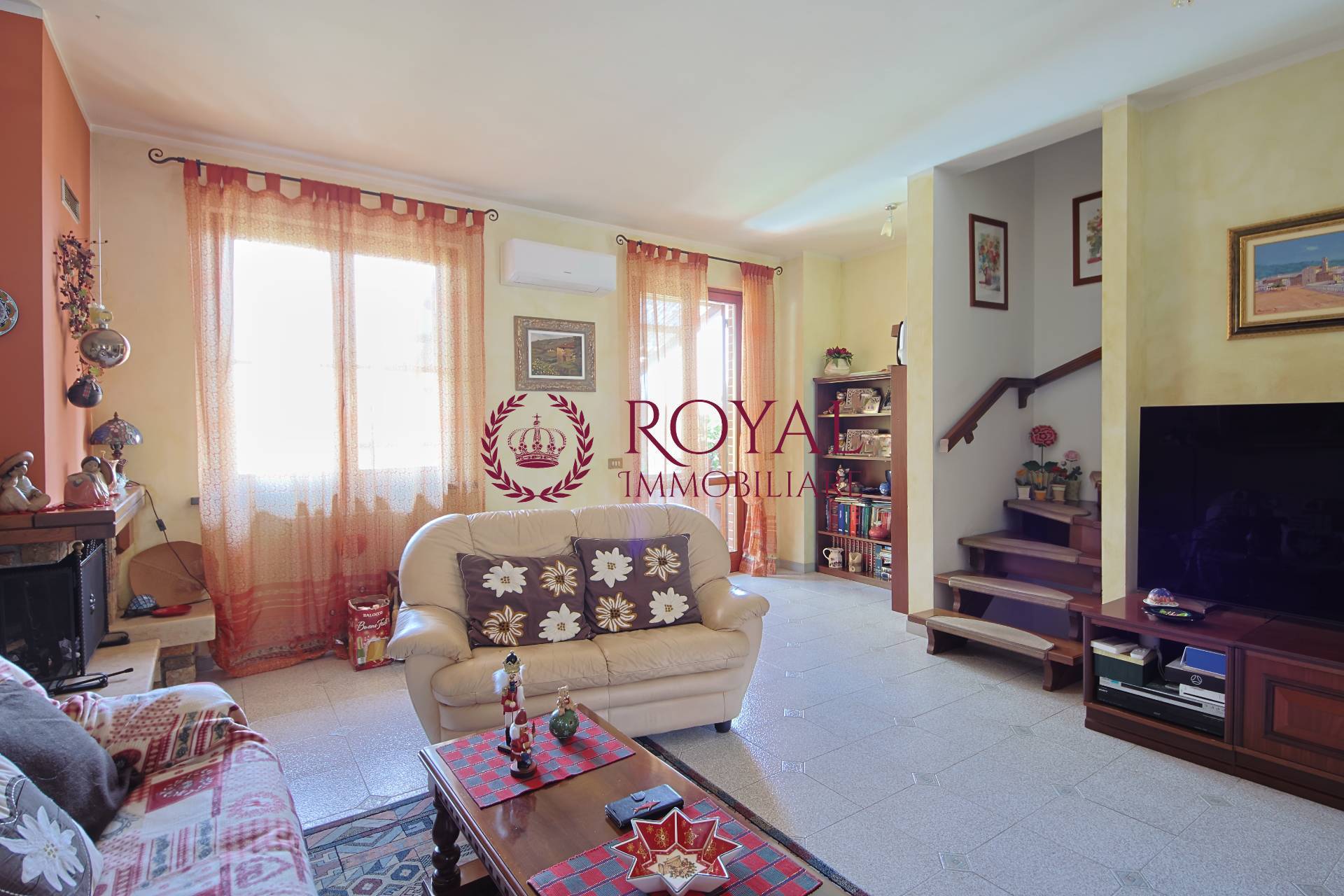 Villa a schiera in vendita a Collesalvetti, Nugola