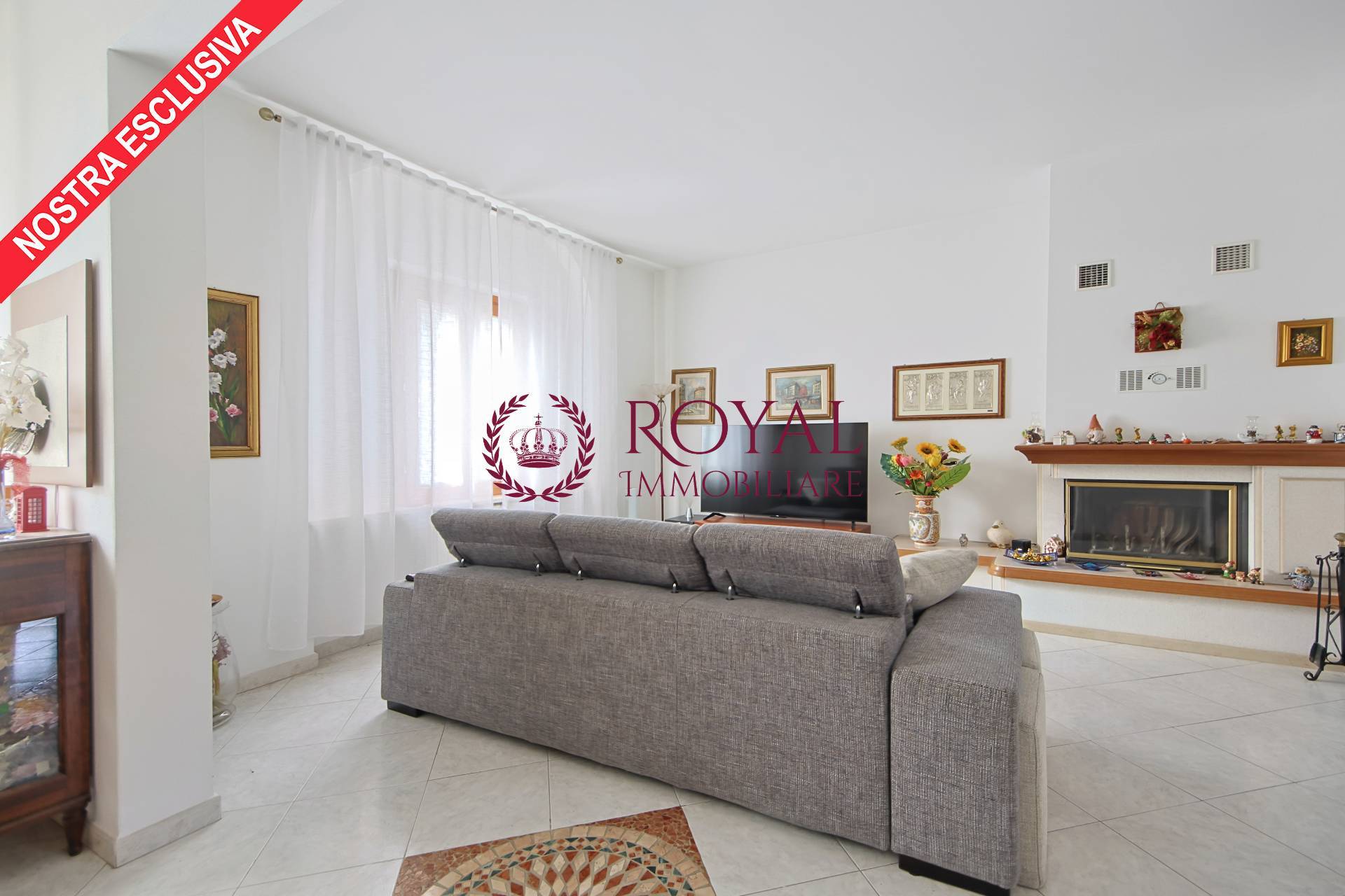Villa in vendita a Livorno, Salviano