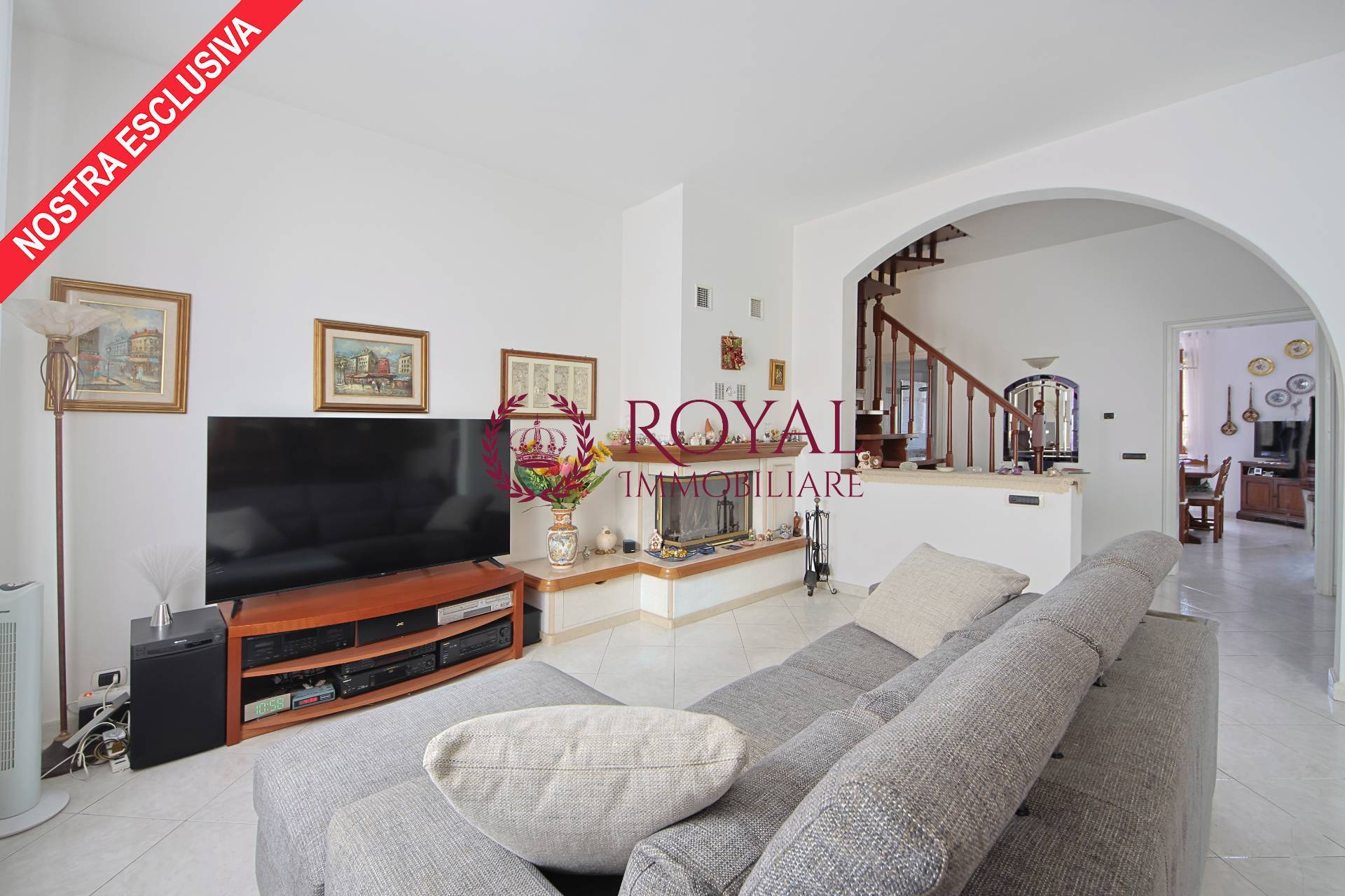 Villa in vendita a Livorno, Salviano