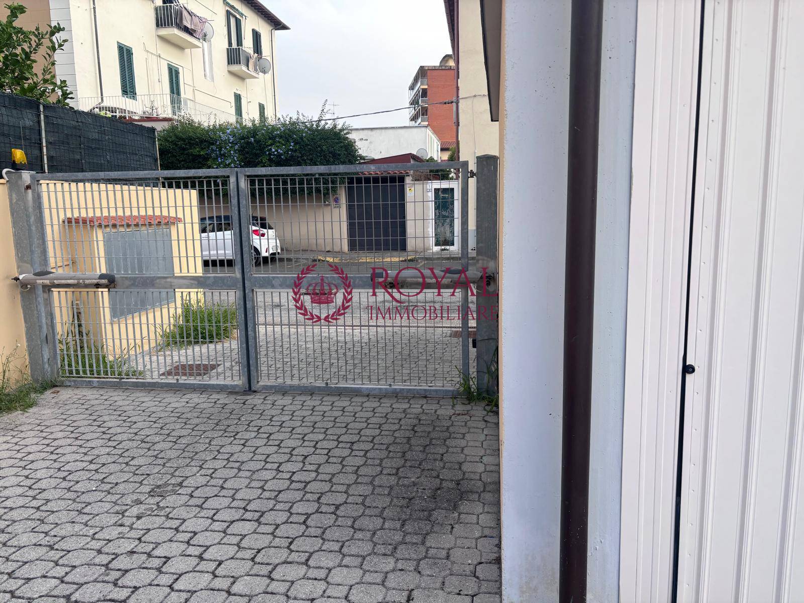 Box o garage in affitto a Livorno, MARCONI