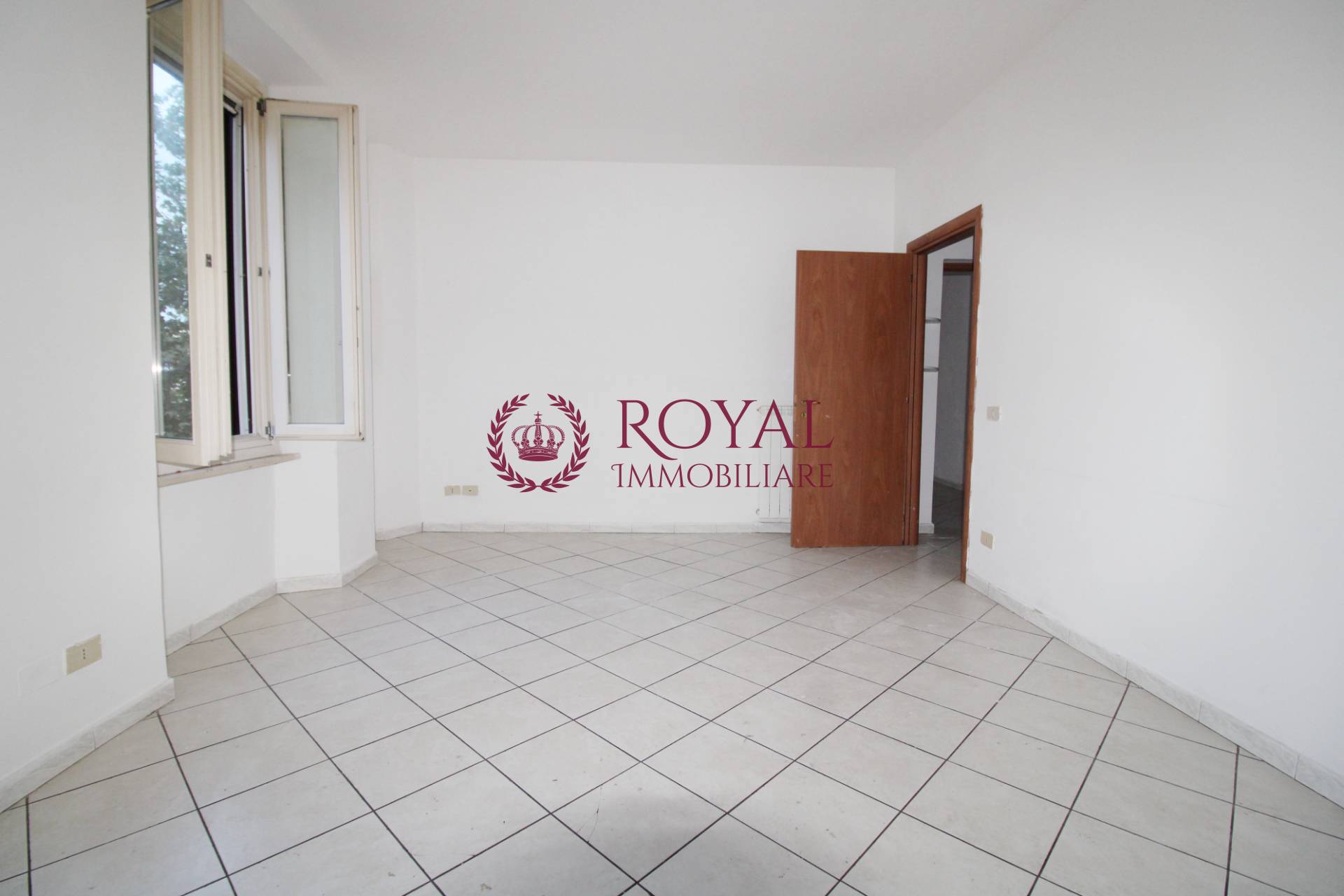 Bilocale in vendita a Livorno, Cisternone