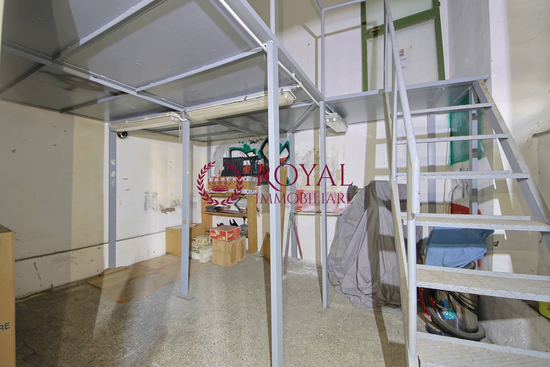 Ufficio in vendita a Livorno, Cavour