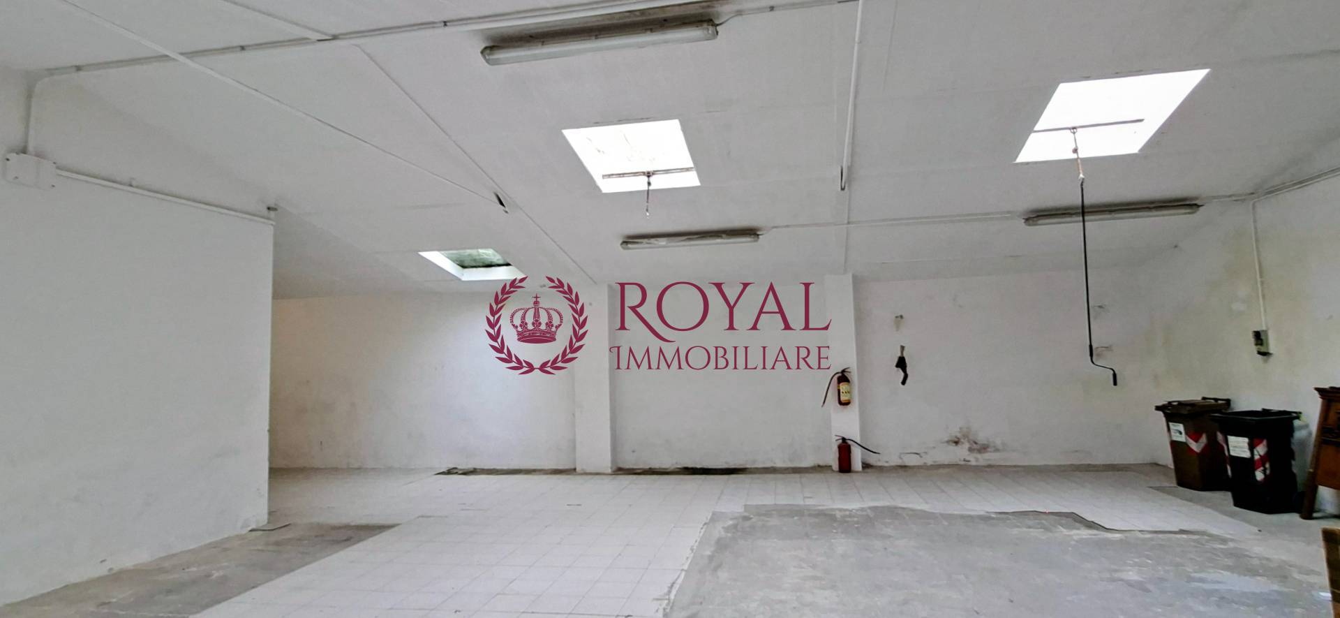 Locale commerciale in vendita a Livorno, MARCONI