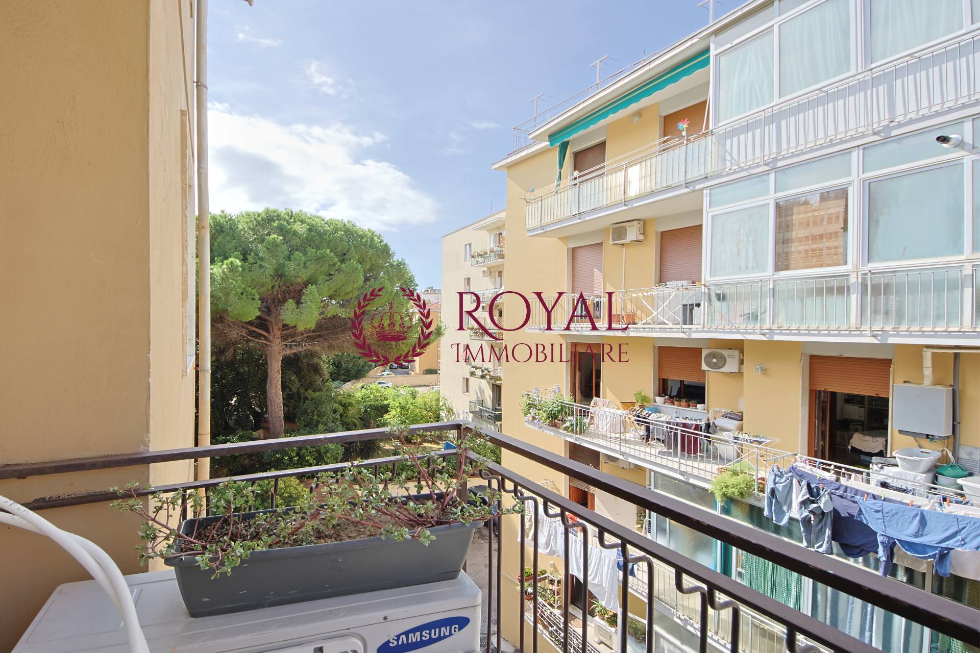 Appartamento in vendita a Livorno, Montebello