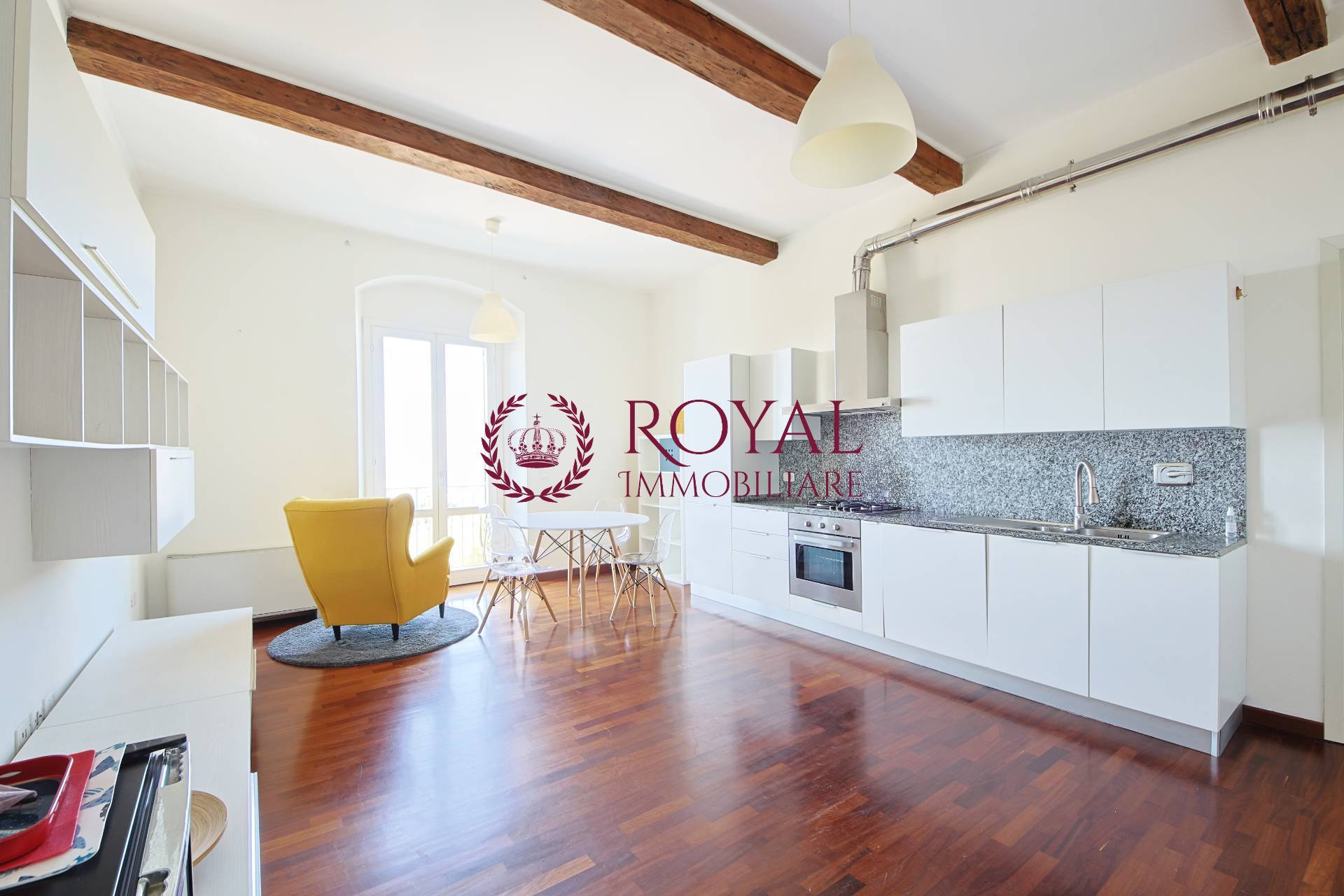 Appartamento in affitto a Livorno, Viale Italia