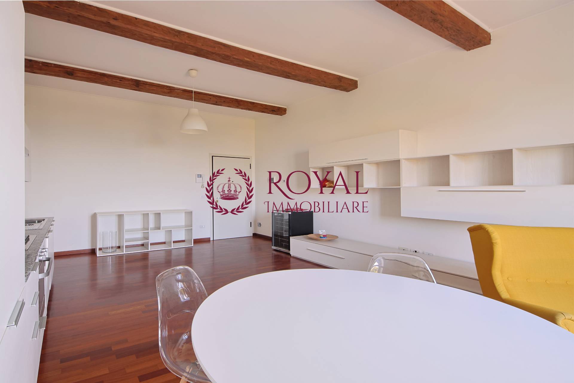 Appartamento in affitto a Livorno, Viale Italia
