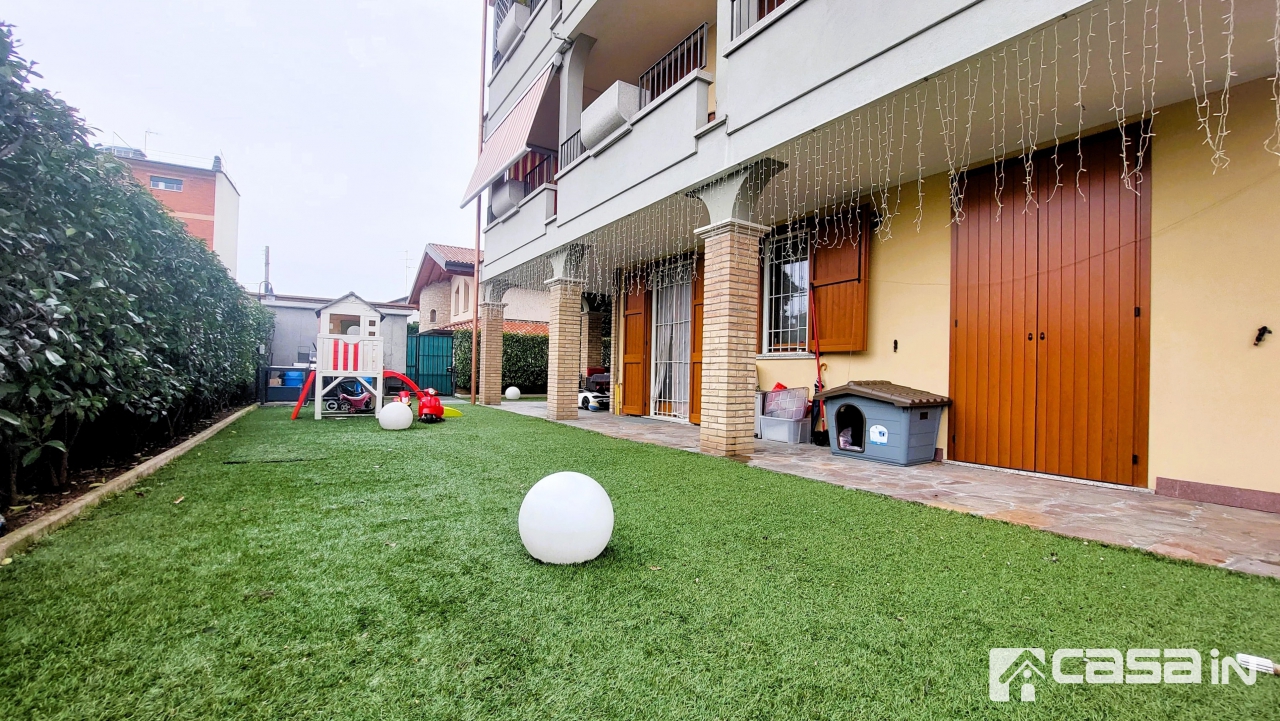 Trilocale con giardino in via pozzo, Vaprio d'Adda