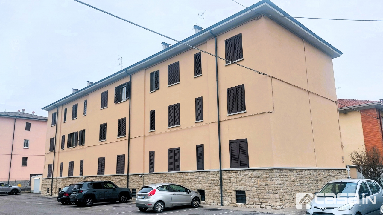 Bilocale con box in via antonio nosari, Osio Sotto