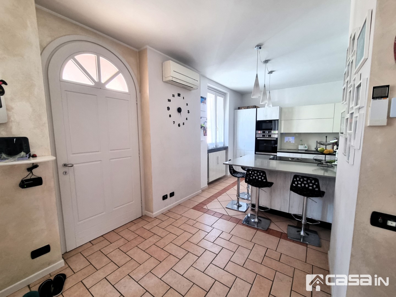 Casa indipendente ristrutturata in via xxv aprile, Suisio