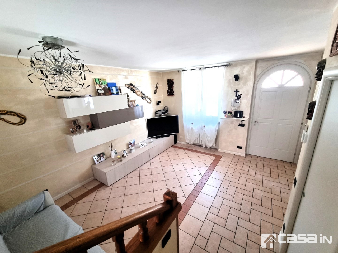 Casa indipendente ristrutturata in via xxv aprile, Suisio