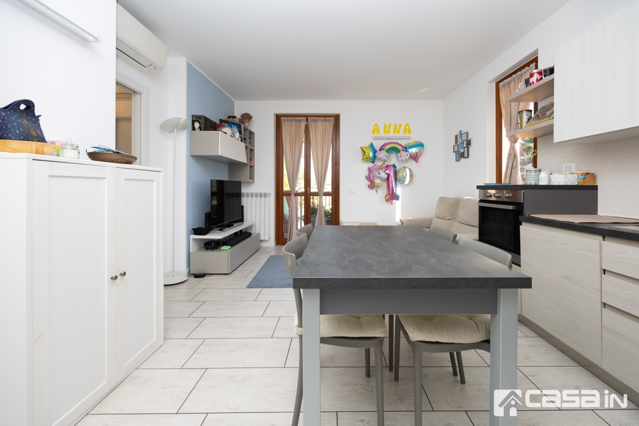 Trilocale in vendita in via delle ortensie, Capriate San Gervasio