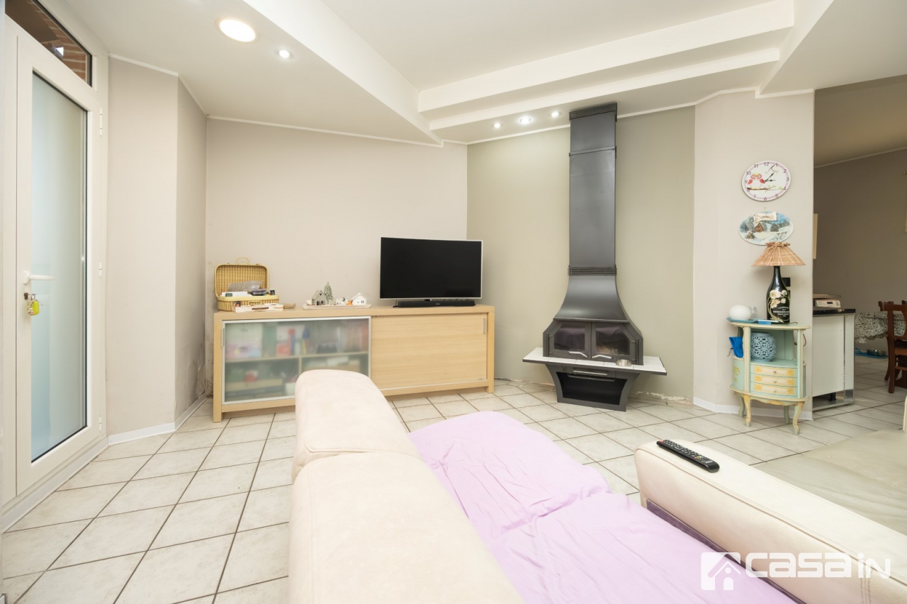 Casa indipendente con giardino in via guglielmo marconi, Capriate San Gervasio