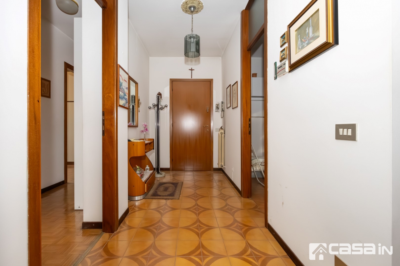 Trilocale in vendita in via vittorio veneto, Capriate San Gervasio