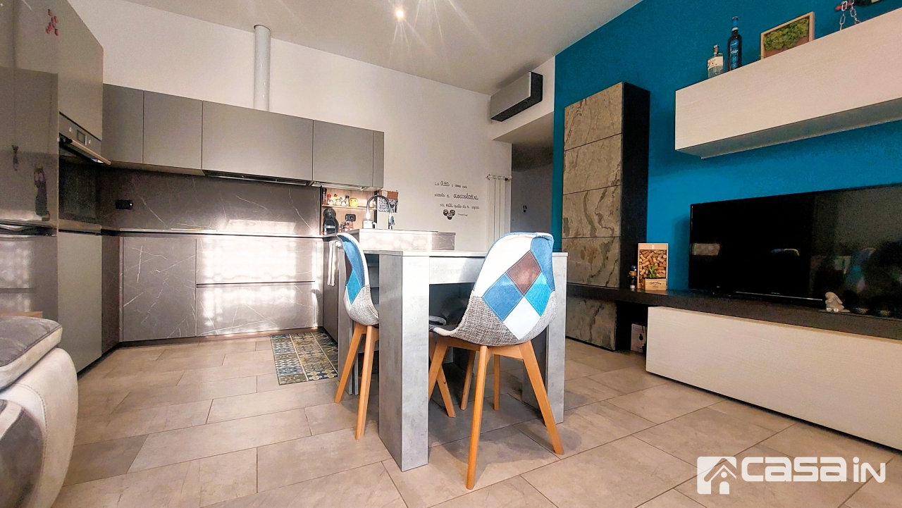 Casa indipendente con giardino in via dante, Trezzano Rosa