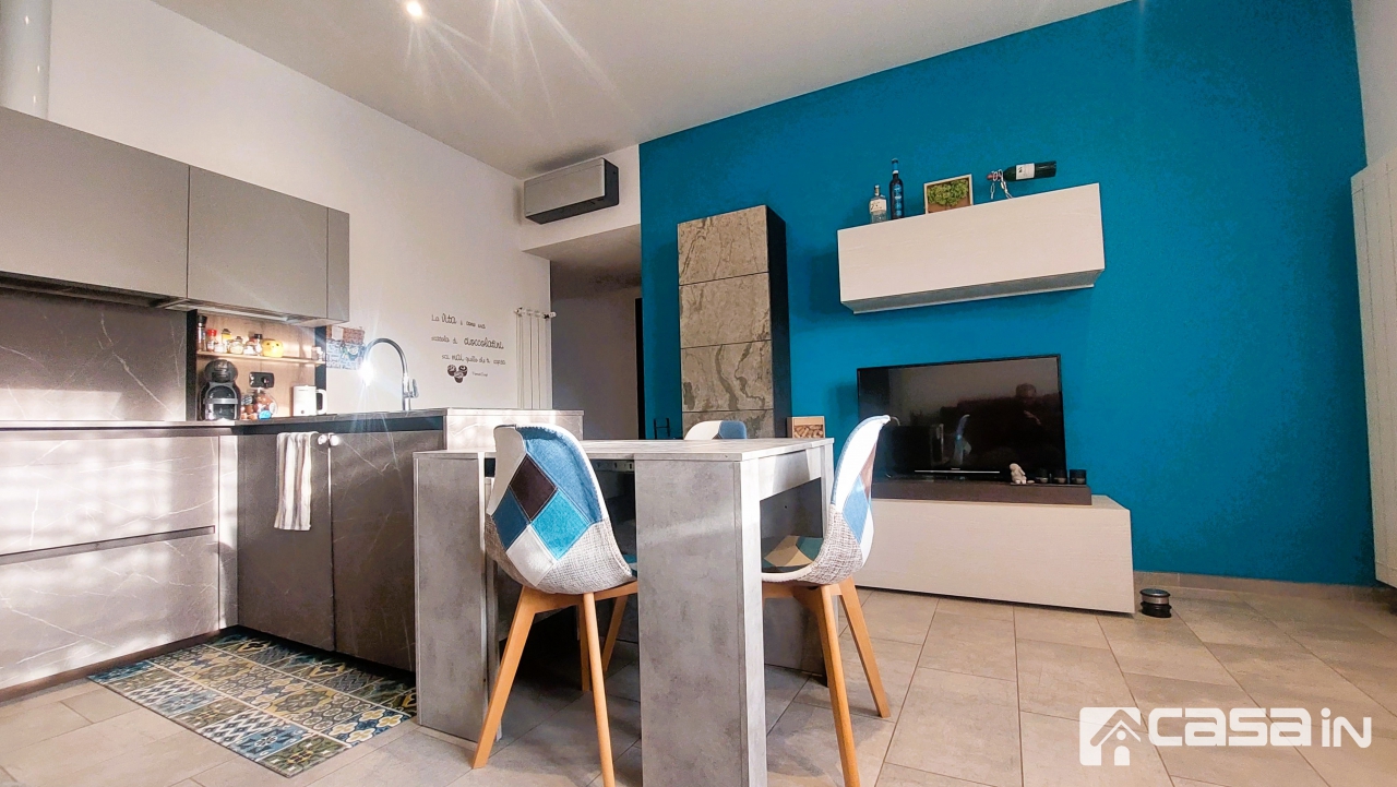 Casa indipendente con giardino in via dante, Trezzano Rosa