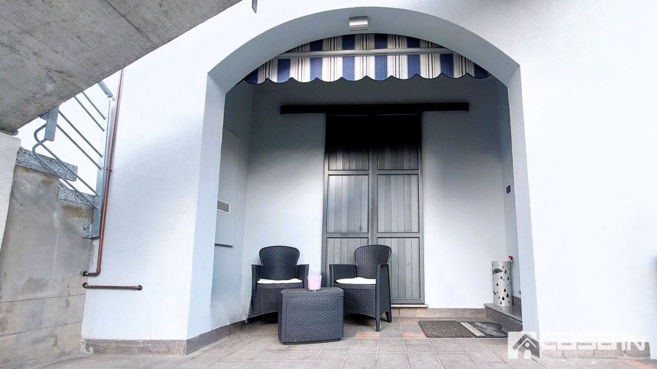 Casa indipendente con giardino in via dante, Trezzano Rosa