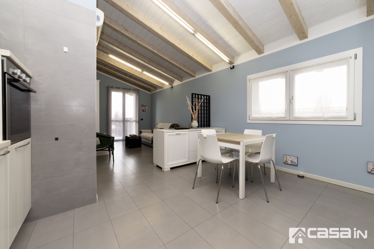 Bilocale con box in via enrico berlinguer, Trezzano Rosa