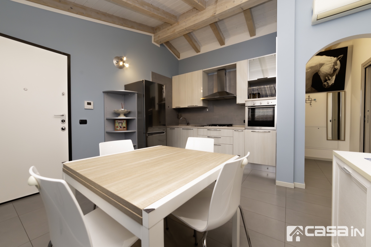 Bilocale con box in via enrico berlinguer, Trezzano Rosa