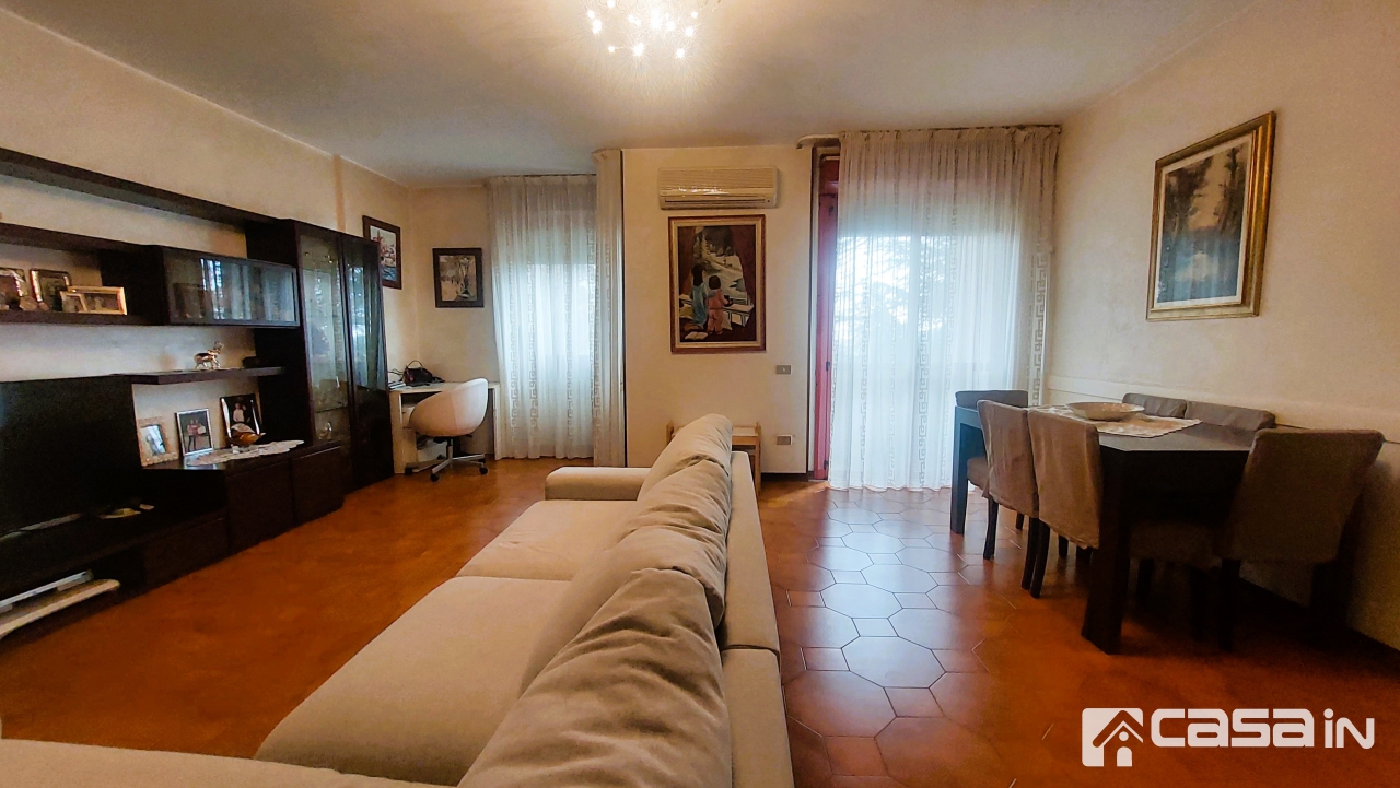 Trilocale con box in via s. elisabetta, Pozzo d'Adda