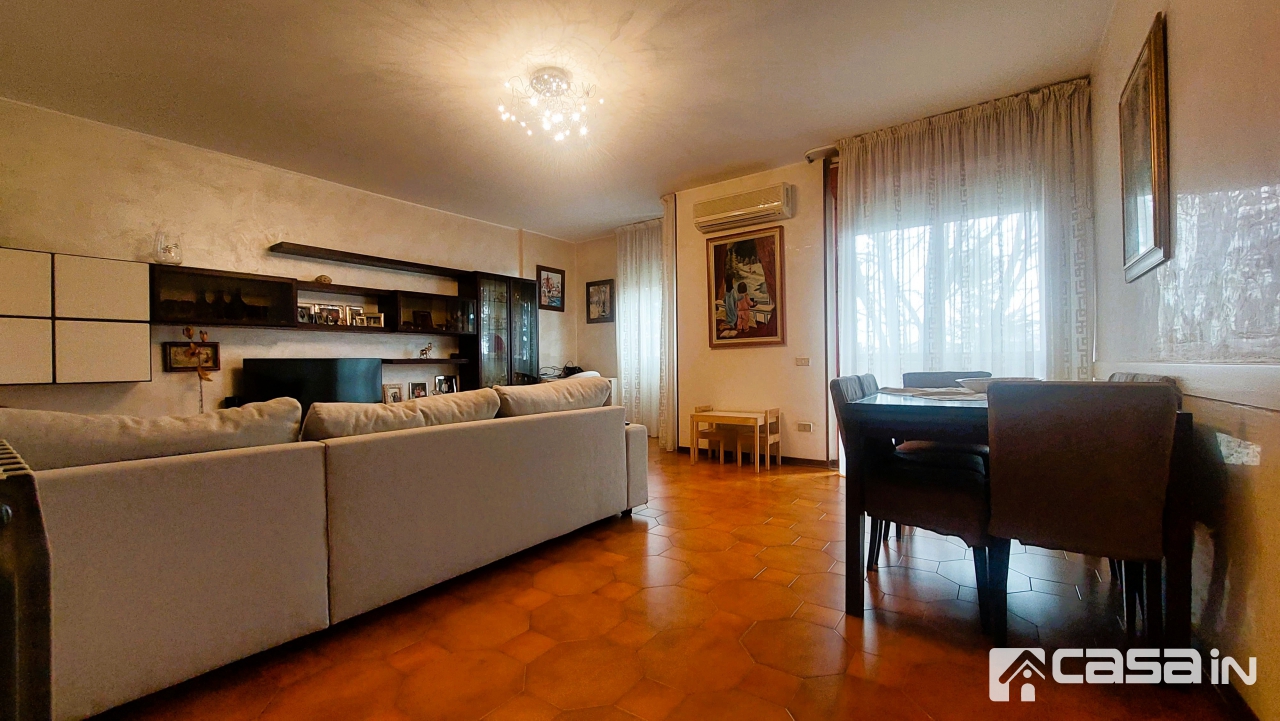 Trilocale con box in via s. elisabetta, Pozzo d'Adda