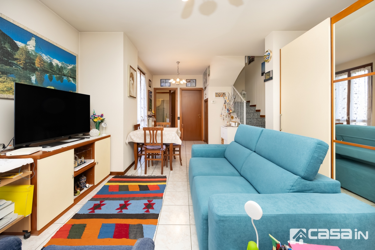 Trilocale con giardino in via marconi, Vaprio d'Adda