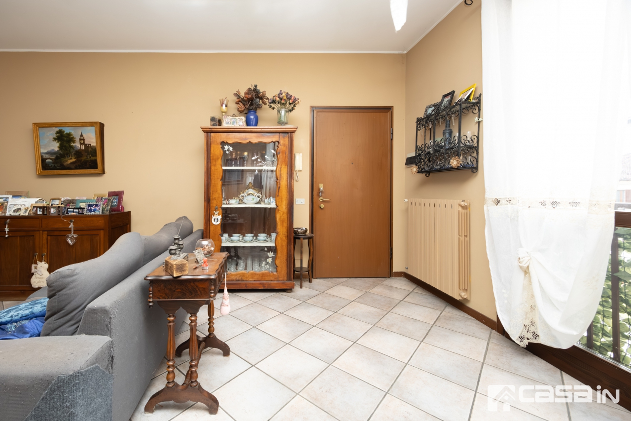 Quadrilocale con box doppio in via g.carducci, Pozzo d'Adda