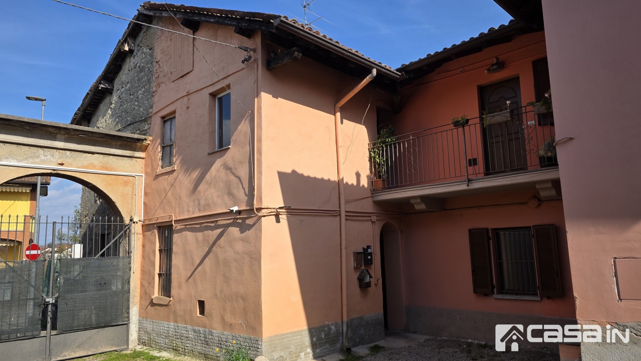 Monolocale da ristrutturare in via stampa soncino, Vaprio d'Adda