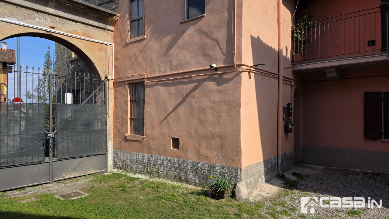 Monolocale da ristrutturare in via stampa soncino, Vaprio d'Adda