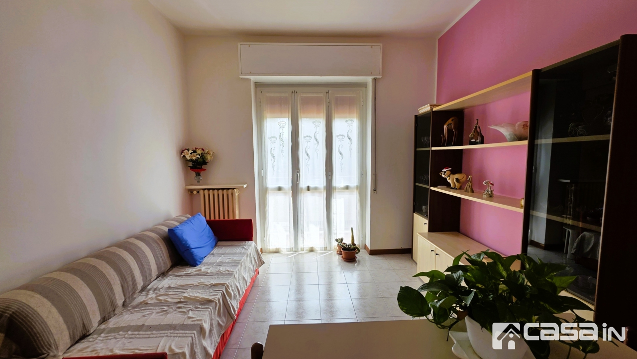 Bilocale con box in via pascoli, Vaprio d'Adda